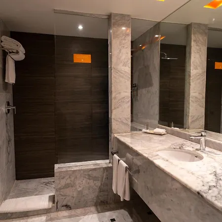 Real Inn Tijuana By Camino Real Hoteles Exterior photo