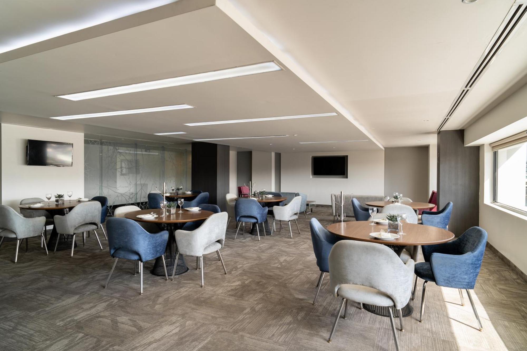 Real By Camino Real Hotel