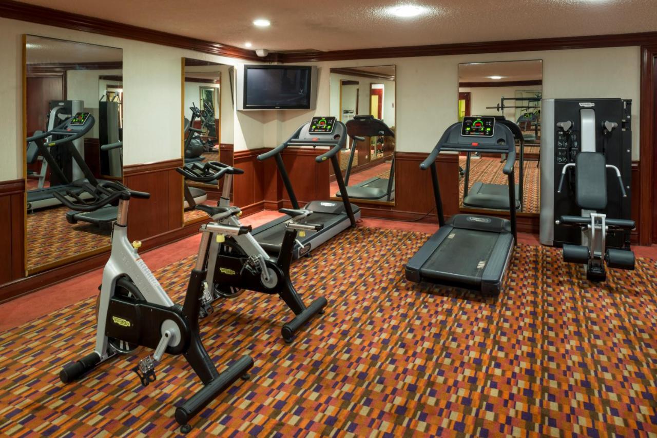 Real By Camino Real Hotel
