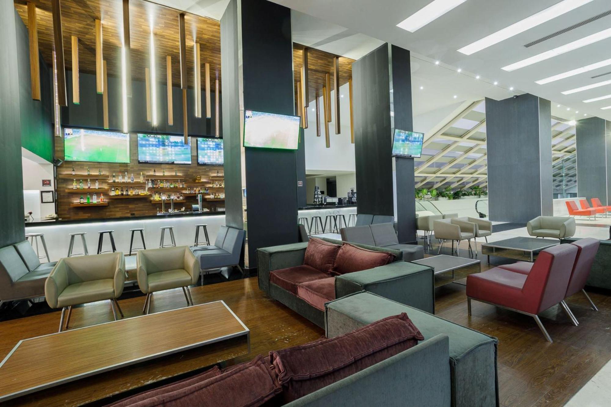 Real By Camino Real Hotel