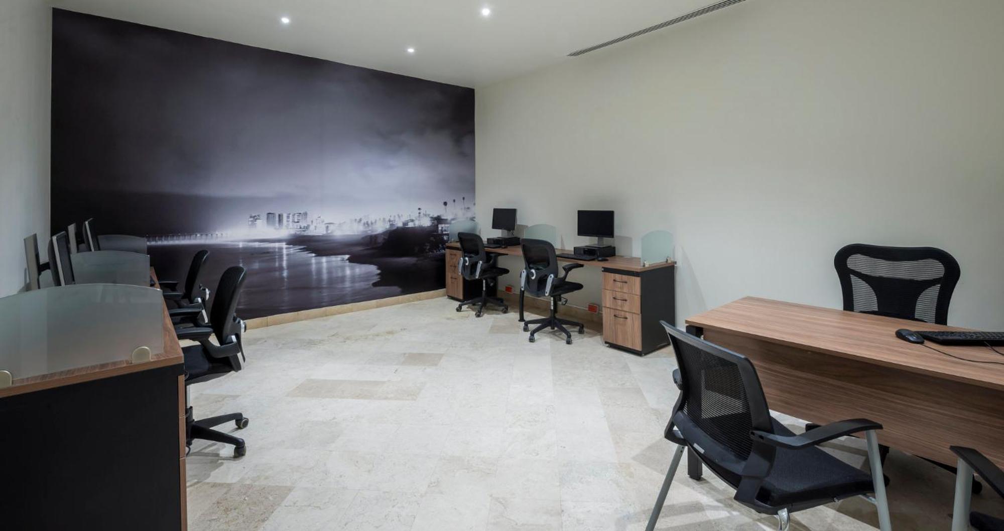 Real By Camino Real Hotel Tijuana